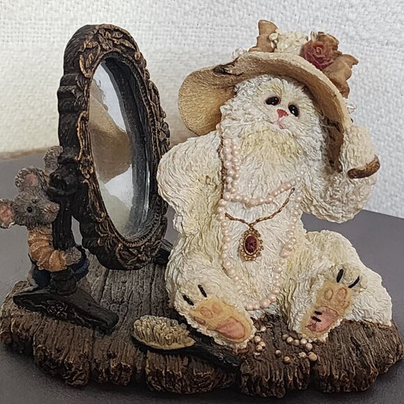 Boyds Bears The Purrstone Collection Purrcilla Prissybuns Ready for my Closeup - Picture 15 of 16